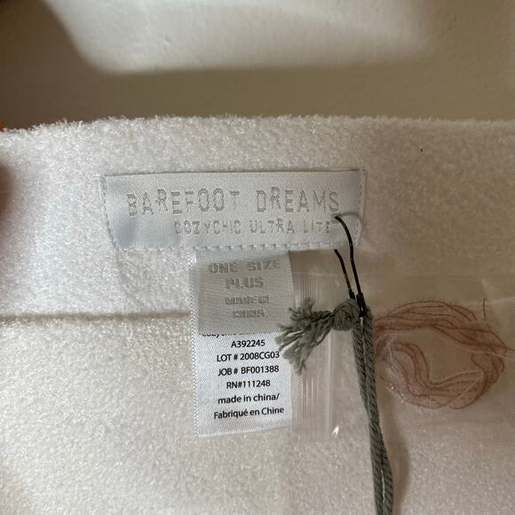 BAREFOOT DREAMS CozyChic Ultra Lite Ocean Breeze Poncho Ombré Rose Mist OS NWT - Picture 6 of 10